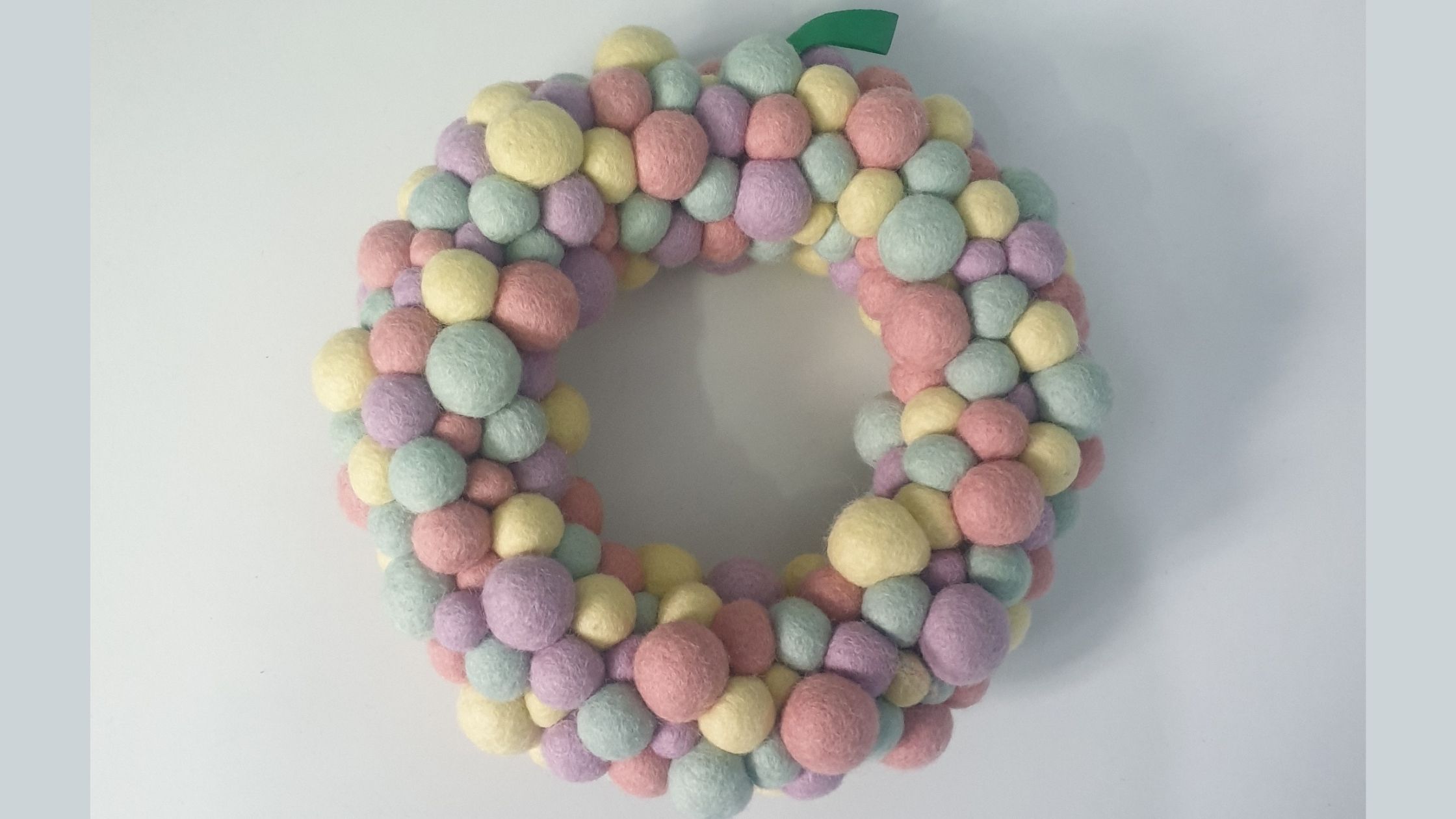How To Make FELTED WOOL BALLS Mesh Colors 