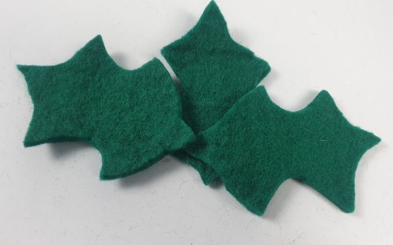 Felt ball leaves for Christmas ball garland