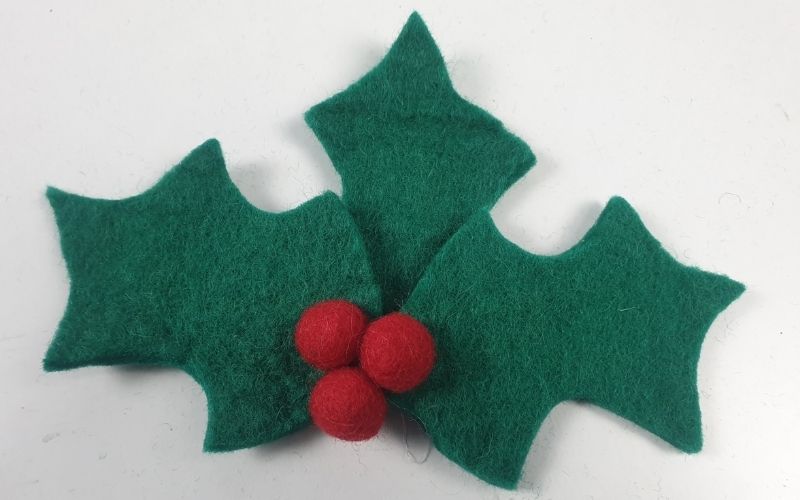 Felt balls garland